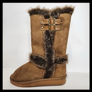 Qupid Brown Faux Fur Winter Boots